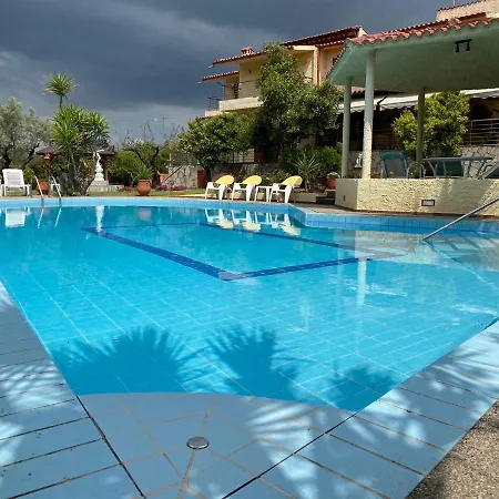 Eirini's Art House Villa