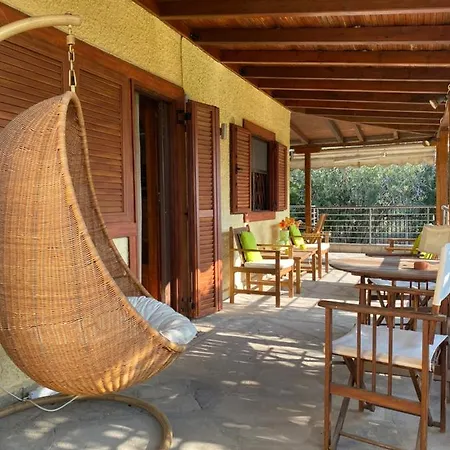 Villa Eirini's Art House Yerakini