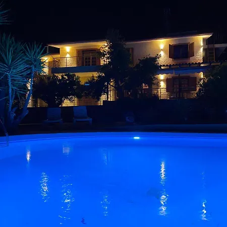 Eirini's Art House *