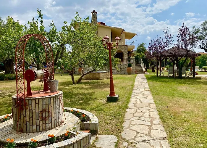 Eirini's Art House *