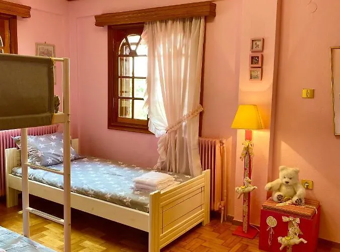 Eirini's Art House *