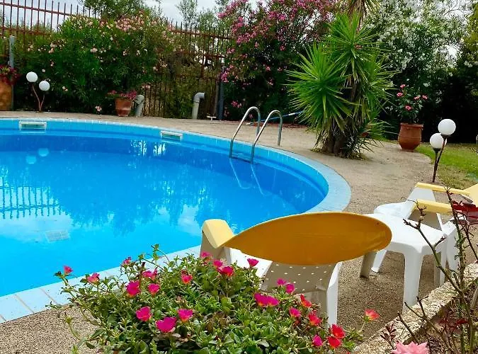 Eirini's Art House *