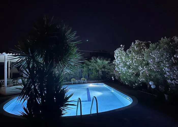 Eirini's Art House * غيراكيني