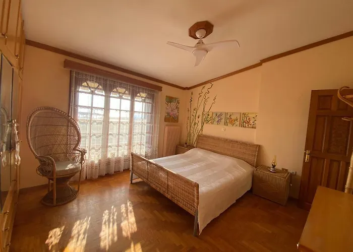 Eirini's Art House Villa